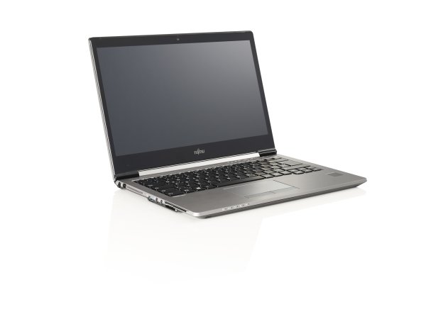 Fujitsu LIFEBOOK U745 Intel® Core™ i5 i5-5200U Ultrabook 35.6 cm (14") HD+ 8 GB DDR3L-SDRAM 128 GB SSD Wi-Fi 5 (802.11ac) Windows 7 Professional Black, Silver