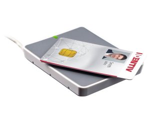 Identive / uTrust 3700F 13.56 MHz Contactless Smart Card Reader (with Power Amp) USB connection. Optional Heavy Base Stand Kit available separetely part code 905525. Supplied by Hypertec.