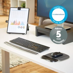 Fellowes Mouse Mat Wrist Support - Photo Gel Mouse Pad with Non Slip Rubber Base & Antibacterial Protection - Ergonomic Mouse Mat for Computer, Laptop, Home Office Use - Chevron