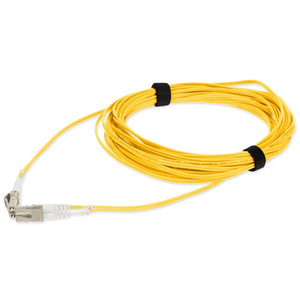 AddOn Networks ADD-LC-LC-10M5OM4P-YW-TAA InfiniBand/fibre optic cable 10 m LOMM Yellow