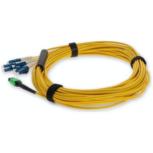 AddOn Networks ADD-MPO-4LC18M9SMF InfiniBand/fibre optic cable 18 m 8x LC OFNR Yellow