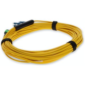 AddOn Networks ADD-MPO-4LC18M9SMF InfiniBand/fibre optic cable 18 m 8x LC OFNR Yellow