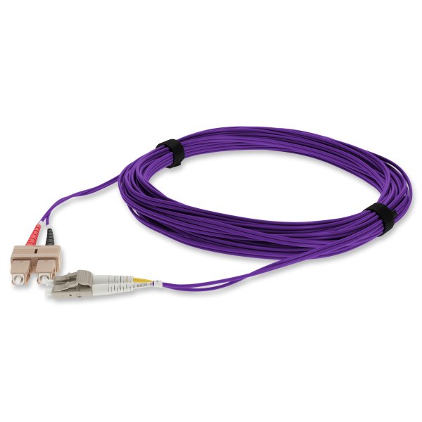 AddOn Networks ADD-SC-LC-10M5OM4-PE InfiniBand/fibre optic cable 10 m LOMM Purple