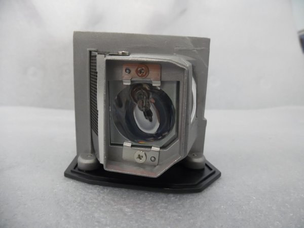 Hypertec Hyper Lamp for OPTOMA HT1081:PRO800P:TW615-3D:TX615-3D:EW615:DH1010:EH1020:EX612:EX615:HD180:HD2200:TH1020:TX612:TX615:HD22:OPX3200:OP300W:GT750-XL:HD20-LV:HD20:HD200X:HD200X-LV:HD23:HD230X:TX615-GOV:TW615-GOV Projector