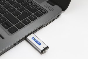 Hypertec 256GB USB2.0 EnCryptPLUS HyperDrive AES-256 Edition