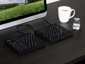 Kinesis Freestyle Pro keyboard Universal USB QWERTY Black