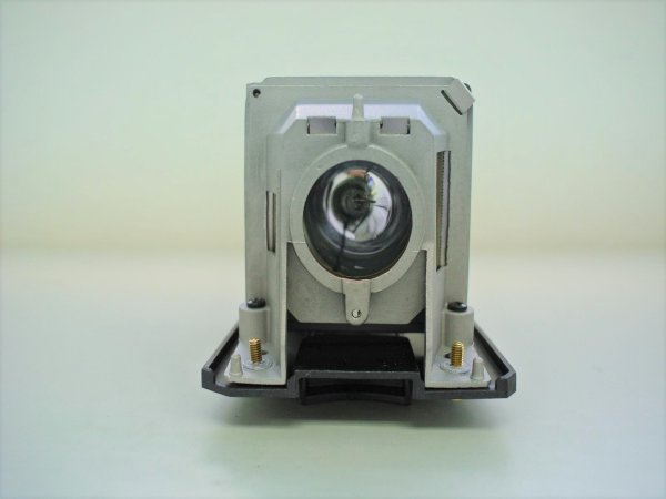 Diamond Lamps Lamp for NEC NP110:NP115:NP210:NP215:NP216:NP115G3D:V260:V230X:V260X:V260G:V260W Projector